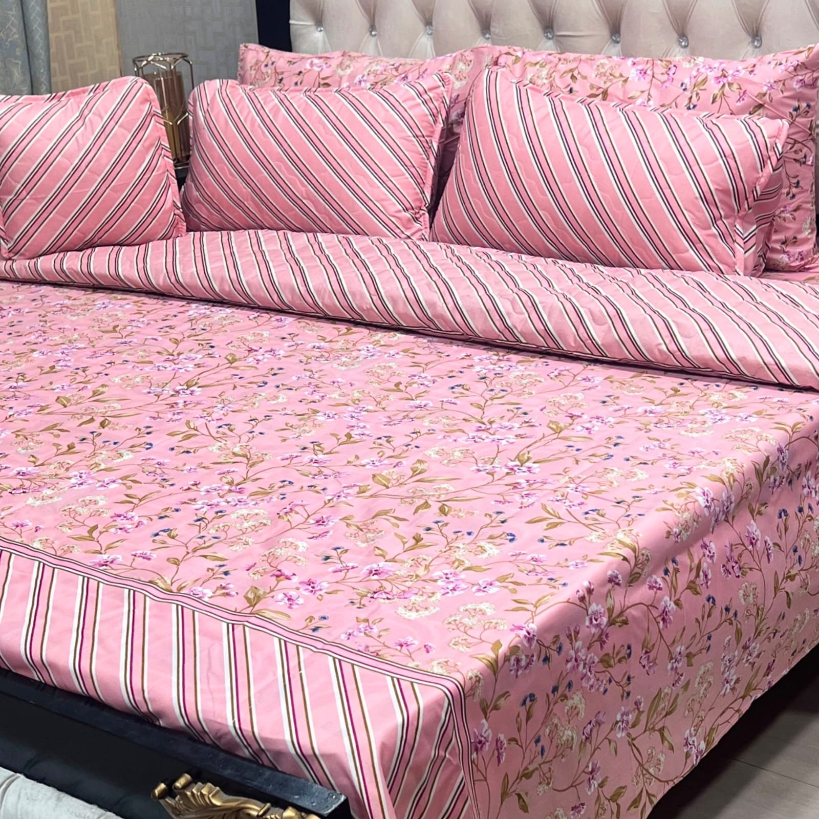 bf0e9122-a8bc-41ab-b6d2-5aa2c154ffe1 7Pc Printed Comforter Set – Soft Pink Striped Border - Image 1